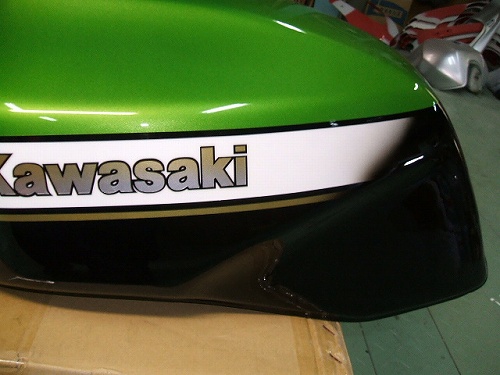 カワサキ ZRX1100 の外装セット - フューエルタンクペイントギャラリー ...
